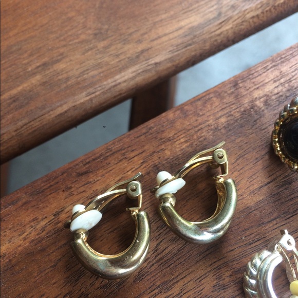 🌀PRICE DROP🌹💟 Vintage Clip-on Lot - 5 - Picture 2 of 5